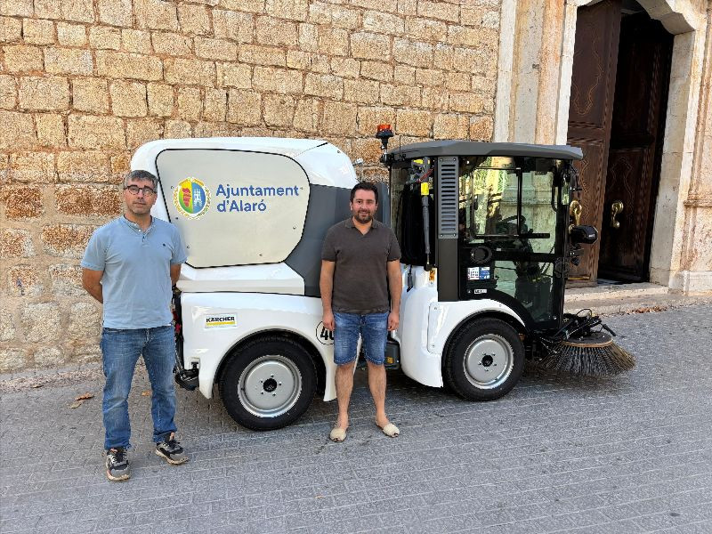 L’Ajuntament d’Alaró incorpora una nova màquina netejadora per reforçar el manteniment dels carrers del municipi